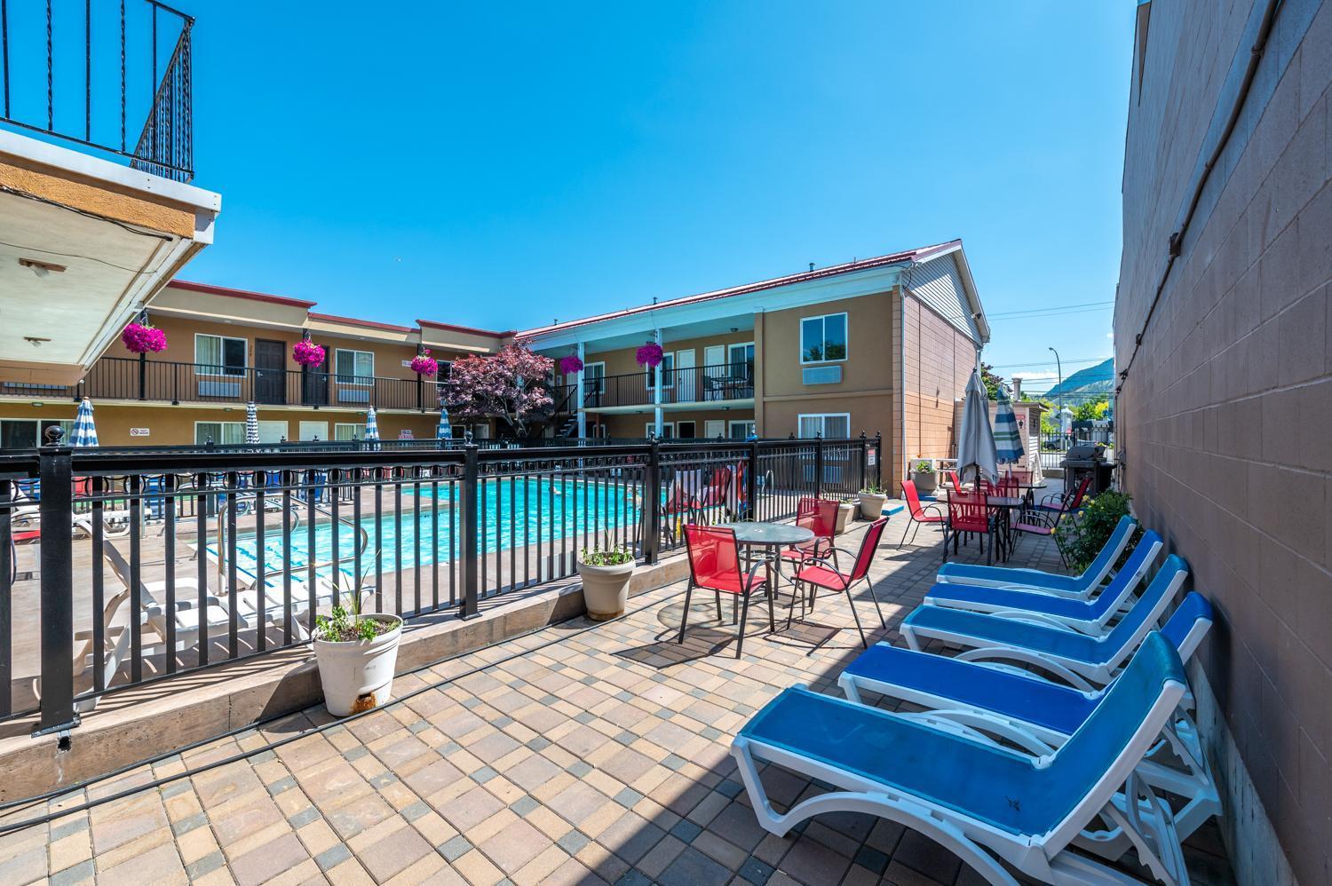 Sahara Courtyard Inn Penticton Dış mekan fotoğraf