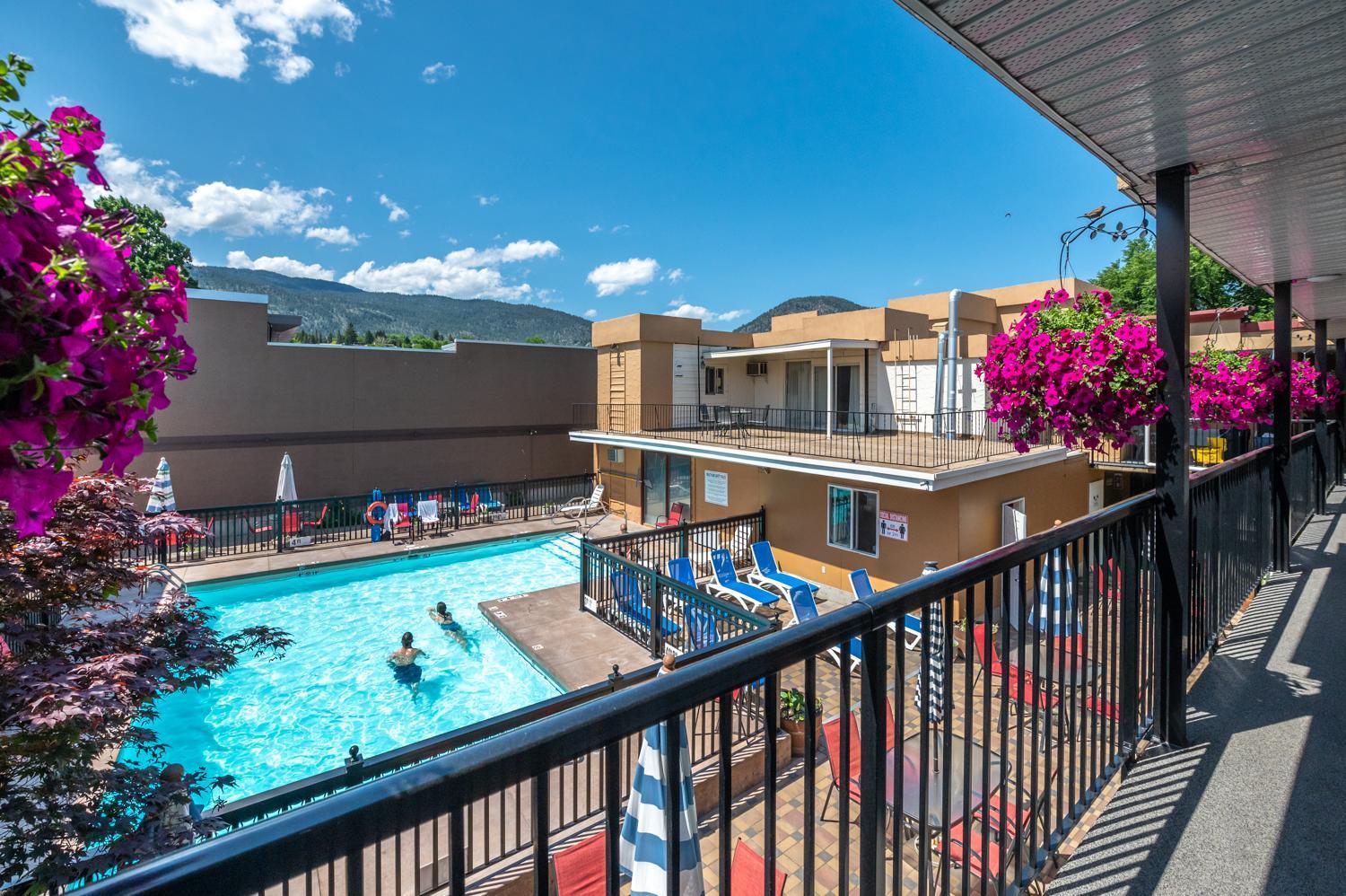 Sahara Courtyard Inn Penticton Dış mekan fotoğraf