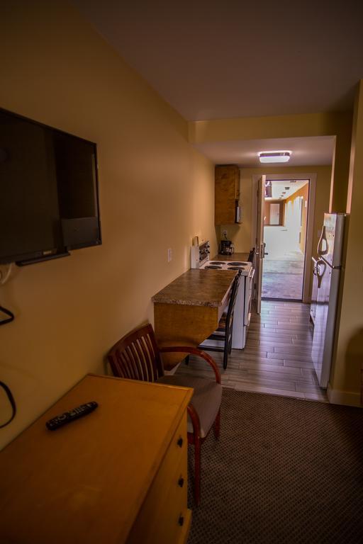 Sahara Courtyard Inn Penticton Dış mekan fotoğraf